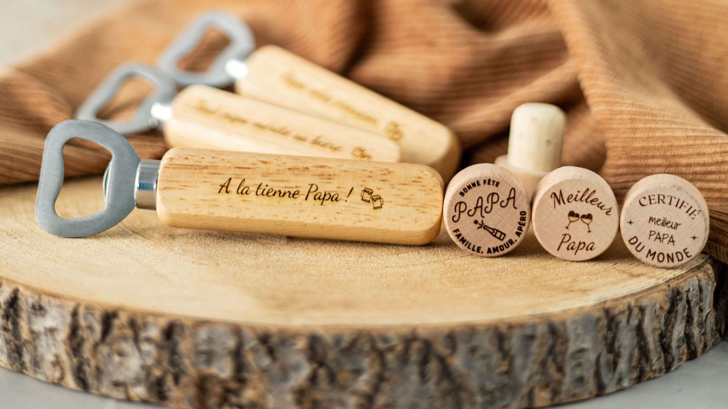 Achat Bouchon Bouteille de Vin Maman Grand Cru en liège et bois - My  Bambou en gros