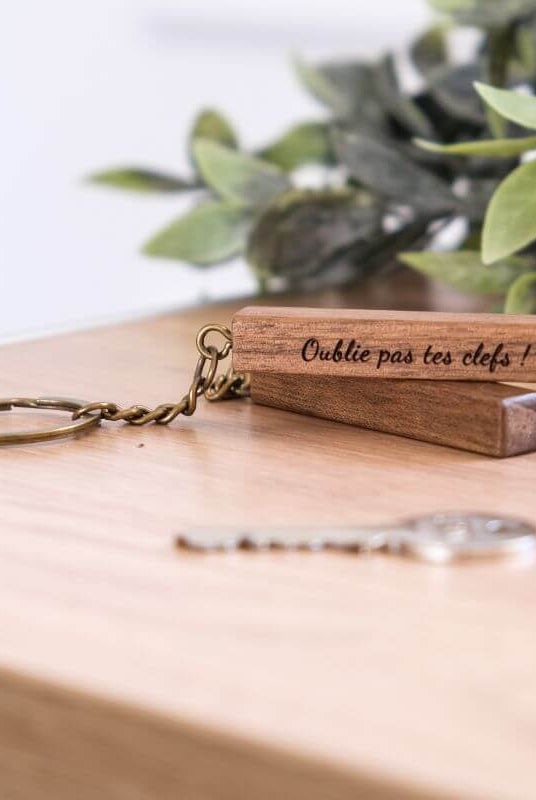 Porte-Clés en Bois de Noyer à Personnaliser - My Bambou