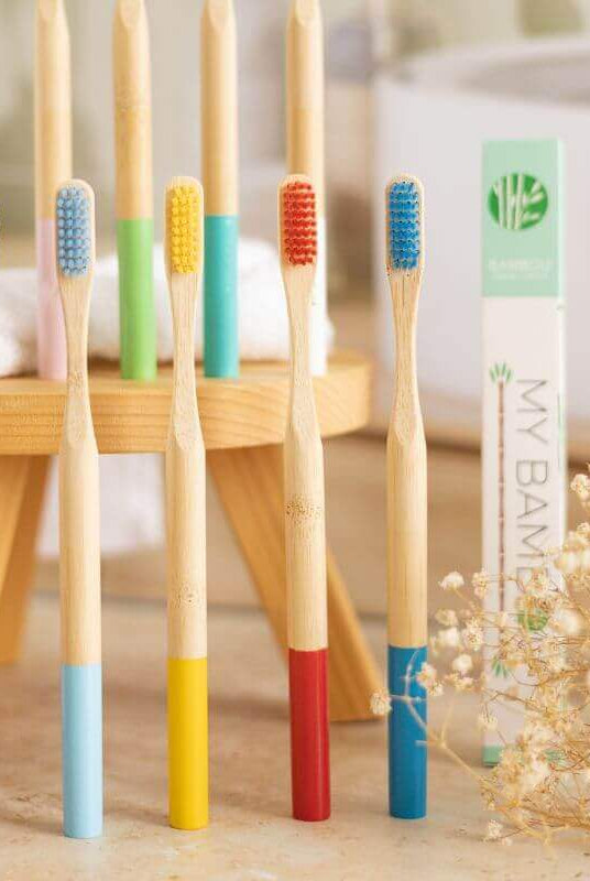Pack 10 Brosses à Dents Bambou Adultes Medium - My Bambou