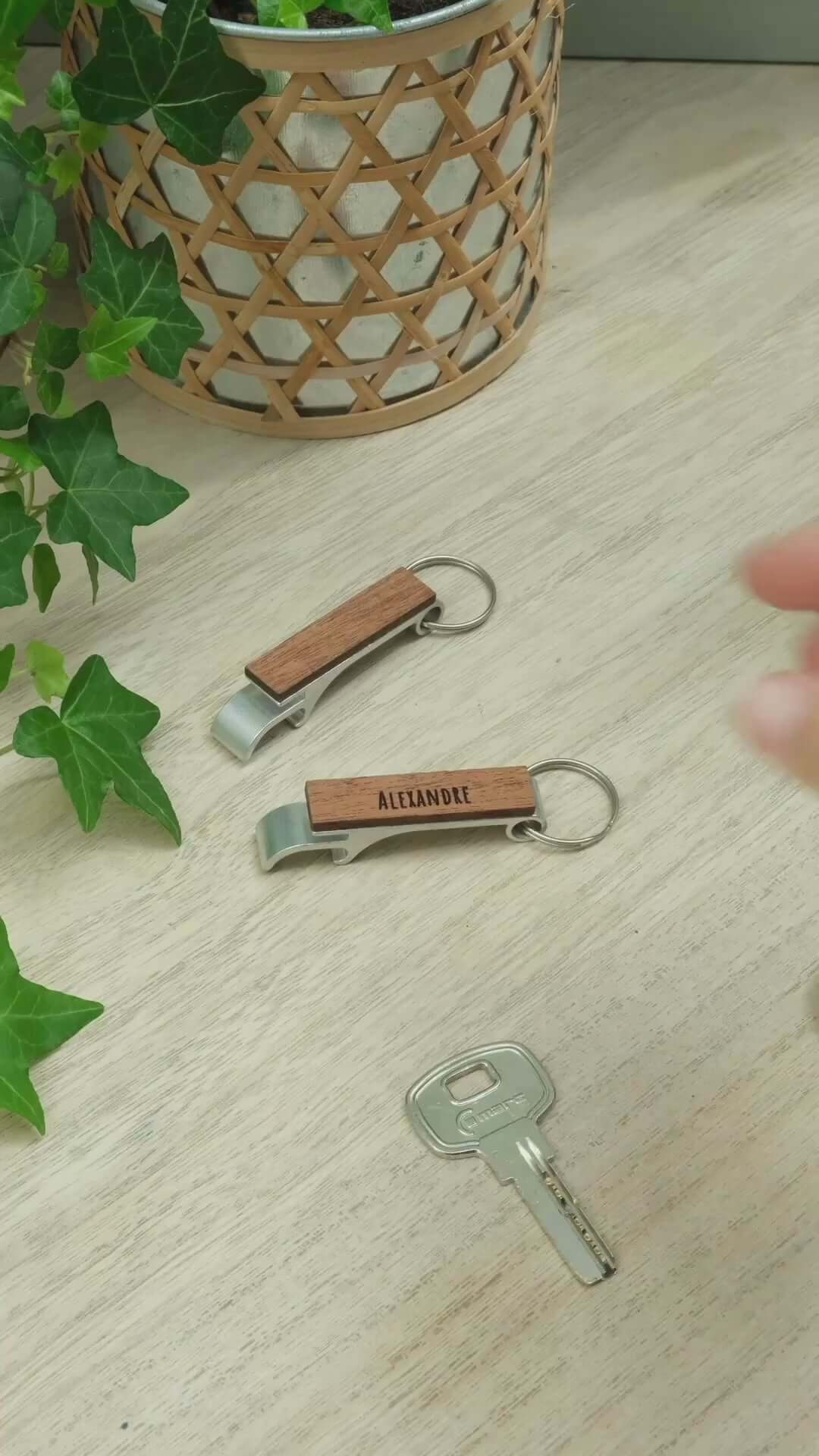 Porte-Clés Décapsuleur à Personnaliser - My Bambou