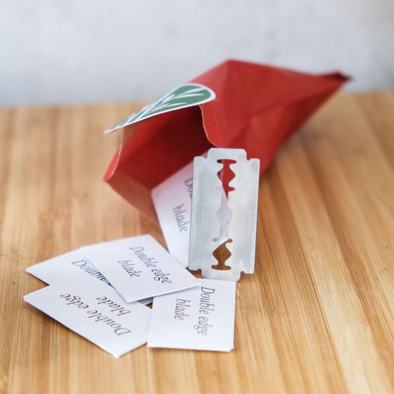 Rasoir de Sûreté à Personnaliser - My Bambou avec lames de rechange dans un emballage écoresponsable.