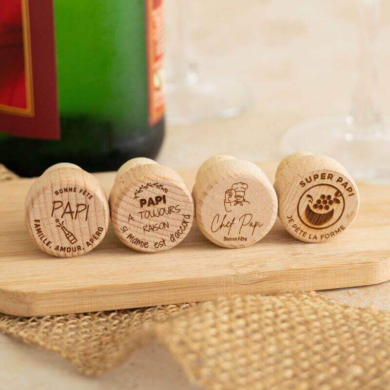 Cadre à bouchons de vin en bois personnalisable Le vin ne résout